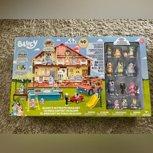 Blue ultimate MEGA set.